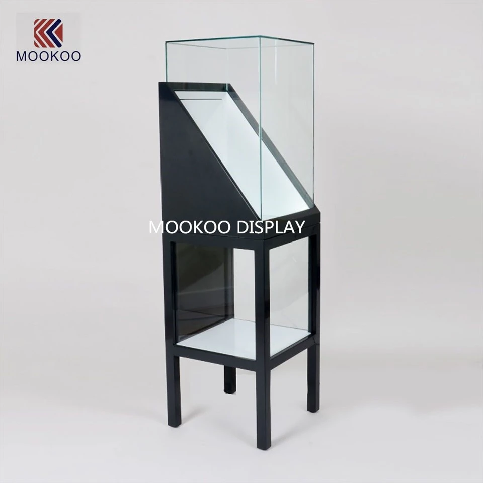 Oblique Opulence Display: A Bold Canvas For Luxury Jewelry suppliers