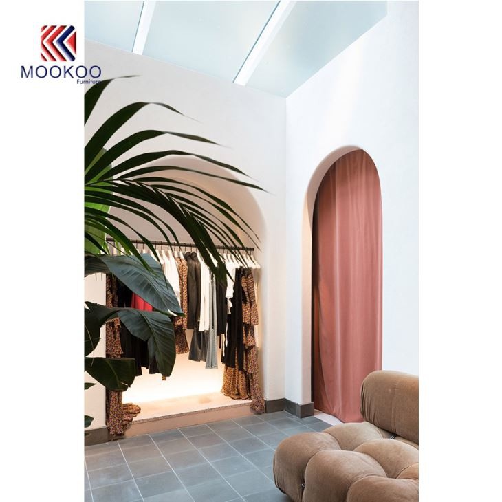 Luxury Clothing Showroom Design From CHINA GUANGZHOU MOOKOO FURNITURE